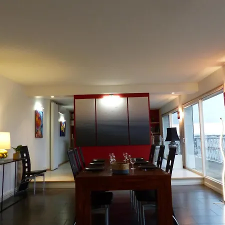 Lumineux A Avec Terrasse Et Proche Centre - Fr-1-489-413 Apartment *