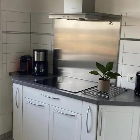Lumineux A Avec Terrasse Et Proche Centre - Fr-1-489-413